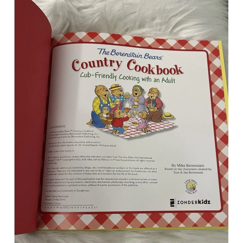 The Berenstain Bears' Country Cookbook Hardback Cub-Friendly Cooking Colorful